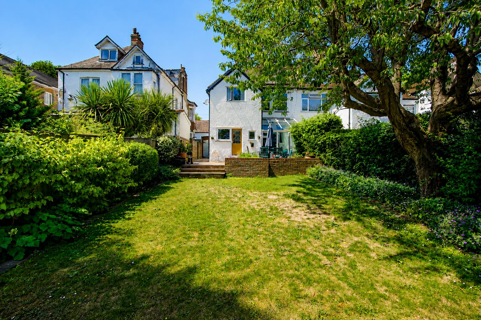 Park Hill, Carshalton